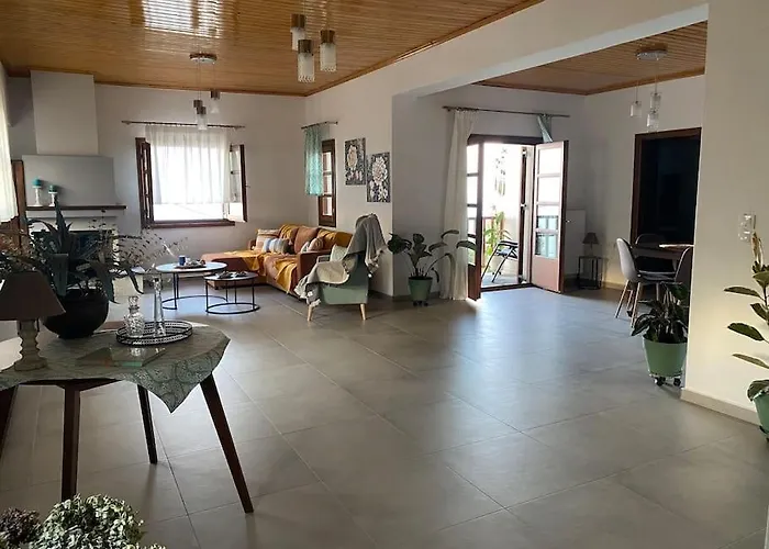 Winter Summer House בית נופש